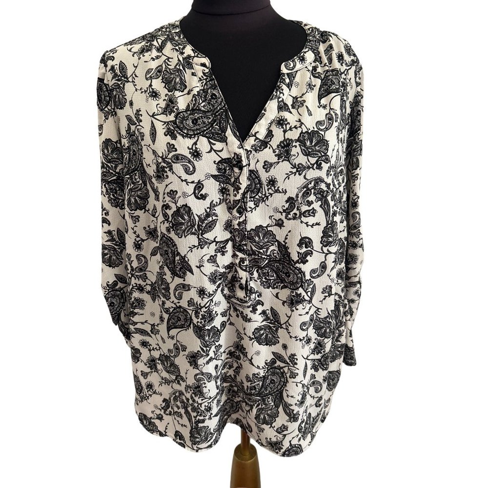 Sarah Michelle Beige & Black Floral Print, V Neck Top With Roll Tab Sleeves, 1X